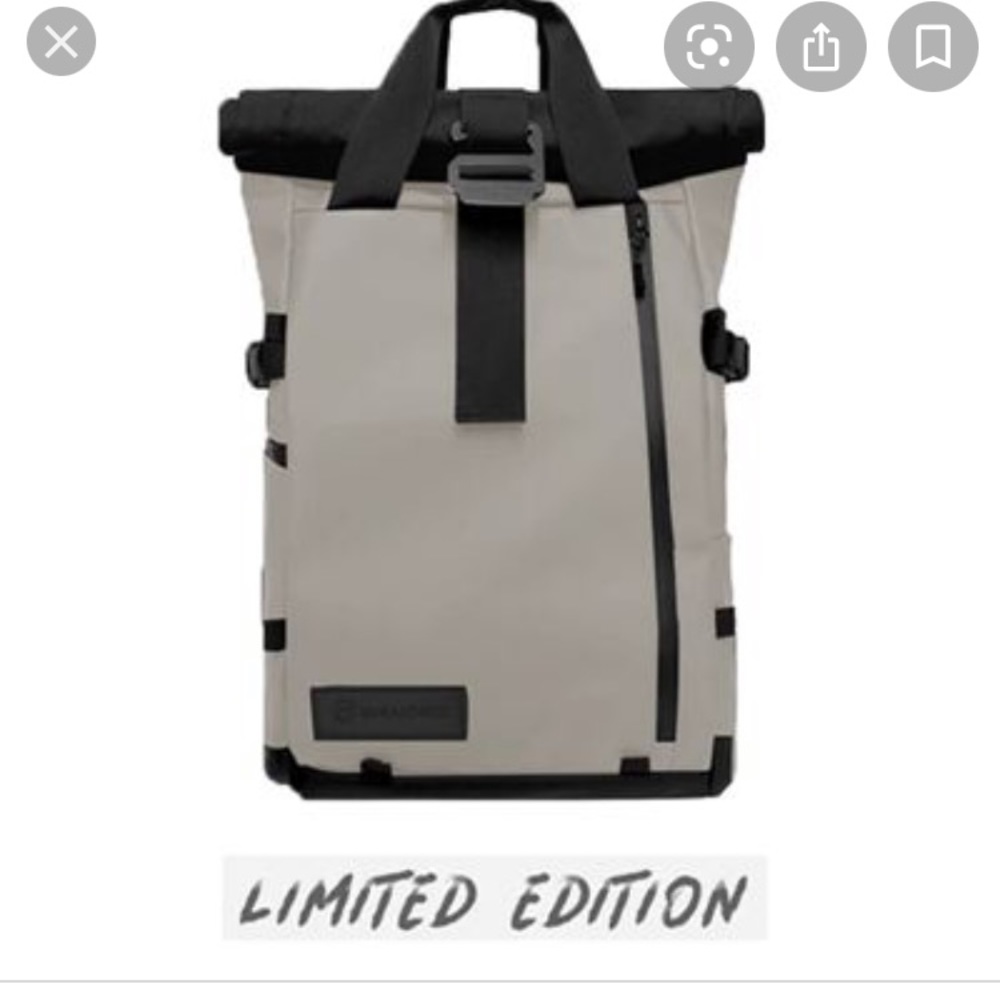 Wandrd 31 L camera bag with cube